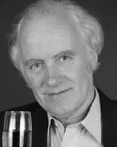 Нил Брум фото