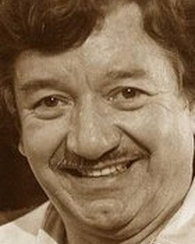 Виктор Мануэль Кастро фото