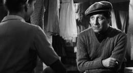 Кадр из фильма "День начинается" - 2