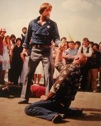 Кадр Одинокий волк МакКуэйд