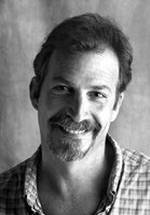 Дэниэл Уоллес фото