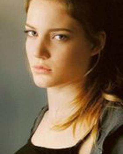 Clara Pasieka фото