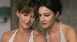 Кадр из фильма "Не оглядывайся" - 1