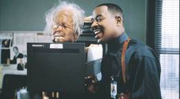 Кадр из фильма "Дом большой мамочки" - 1