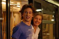 Кадр Поцелуй сквозь стену