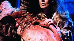 Кадр из фильма "Каченка и призраки" - 2