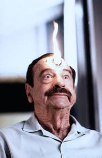 Кадр Деннис-мучитель