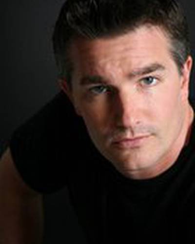 Фрэнк Джон Хьюз фото