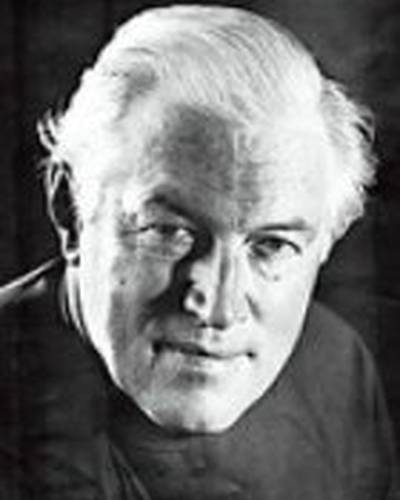 Джон МакКаллум фото