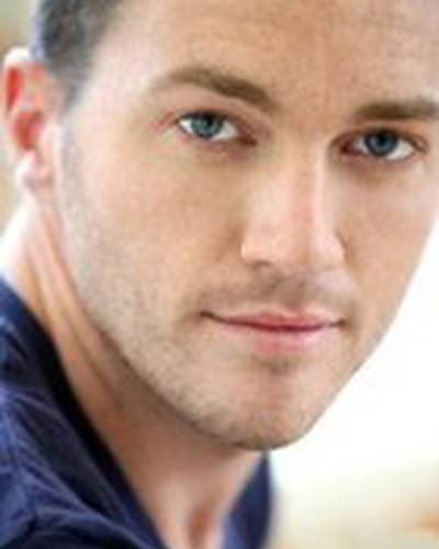 Джастин Лойал Бэйкер фото