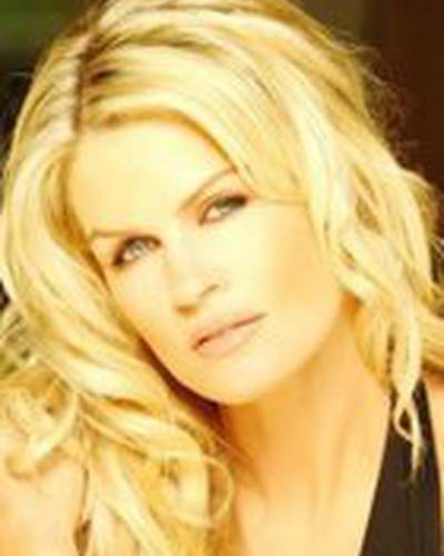 Нерия Дэвис фото