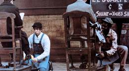 Кадр из фильма "Эмигрант" - 1