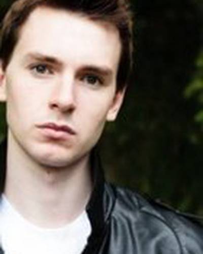 Люк Янг фото