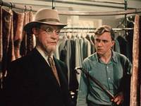 Кадр За витриной универмага