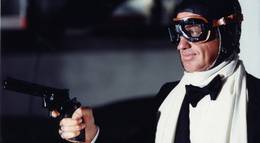 Кадр из фильма "Кто есть кто?" - 2