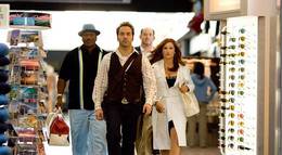 Кадр из фильма "Продавец" - 2