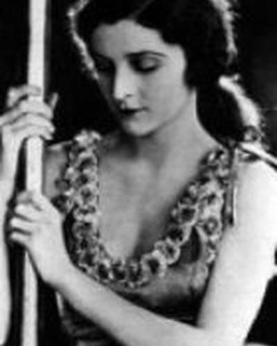 Кэрол Демпстер фото