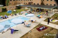 Кадр Нас приняли!