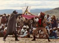 Кадр Дракон зла против святого воителя