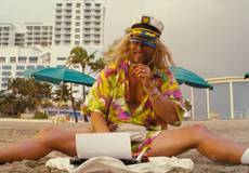 Премьера трейлера: безумный и дикий МакКонахи в «Пляжном бездельнике»