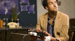 Кадр из фильма "Машина будущего" - 2