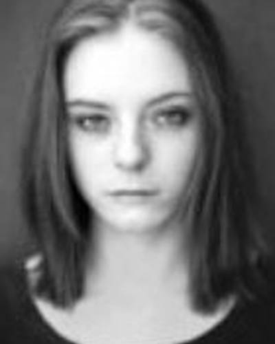 Миа Фернандез фото