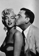 Том Юэлл фото