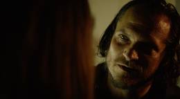 Кадр из фильма "Дом напротив" - 1