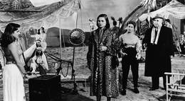 Кадр из фильма "Дама без камелий" - 1