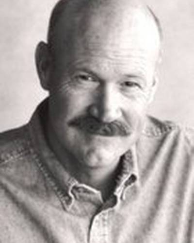 Ден Сёрлз фото