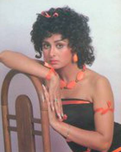 Пунам Диллон фото