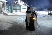 Кадр За холмами