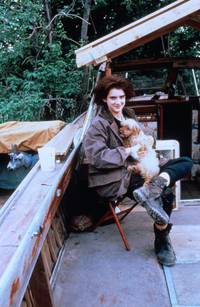 Кадр Добро пожаловать домой, Рокси Кармайкл