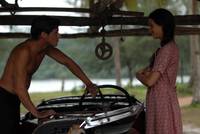 Кадр Плотина против Тихого океана