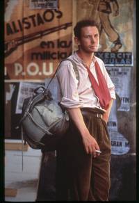 Кадр Земля и свобода