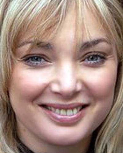 Эмма Амос фото