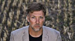 Кадр из фильма "Месть" - 1