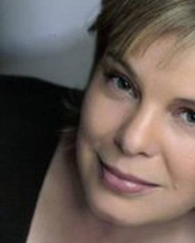 Кэти Куртин фото