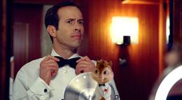 Кадр из фильма "Элвин и бурундуки 3" - 1