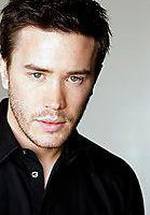 Том Пелфри фото