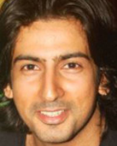 Аслам Кхан фото