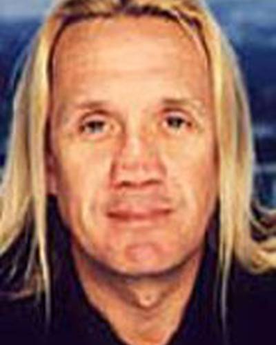 Нико МакБрэйн фото