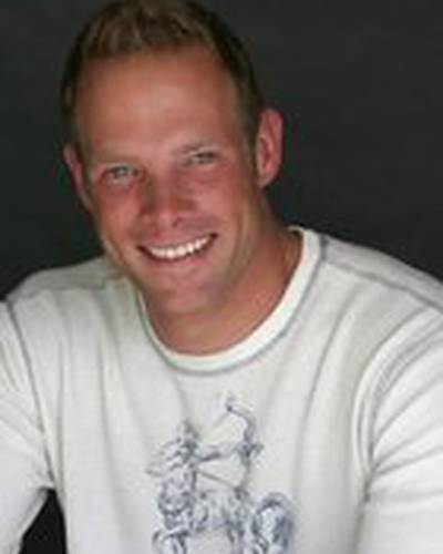 Майк Мукатис фото