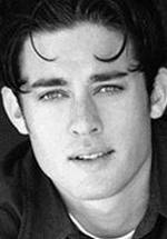 Кристофер Петтиет фото