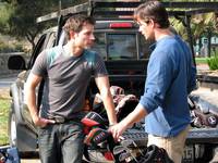 Кадр Поцелуй невесту