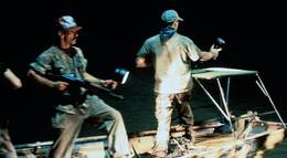 Кадр из фильма "Кровавые деньги" - 1