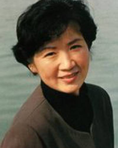 Цуйфэнь Као фото