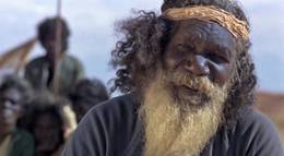 Кадр из фильма "Там, где мечтают зеленые муравьи" - 1