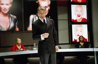 Кадр Женщина-кошка