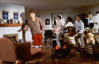 Кадр Дорогая, я увеличил ребенка